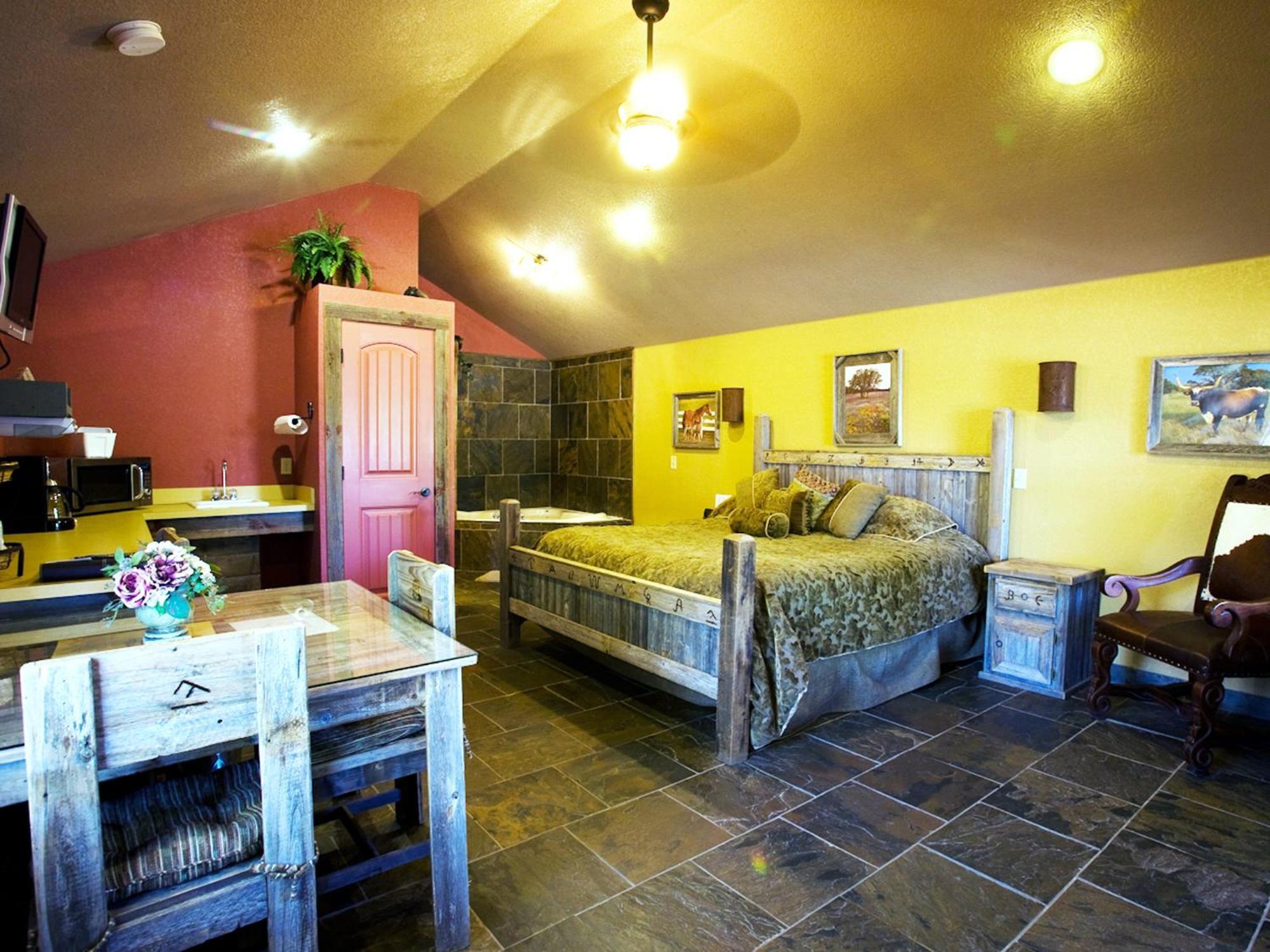 Rustic Creek Ranch Resort At North Jellystone Park Burleson Exteriér fotografie