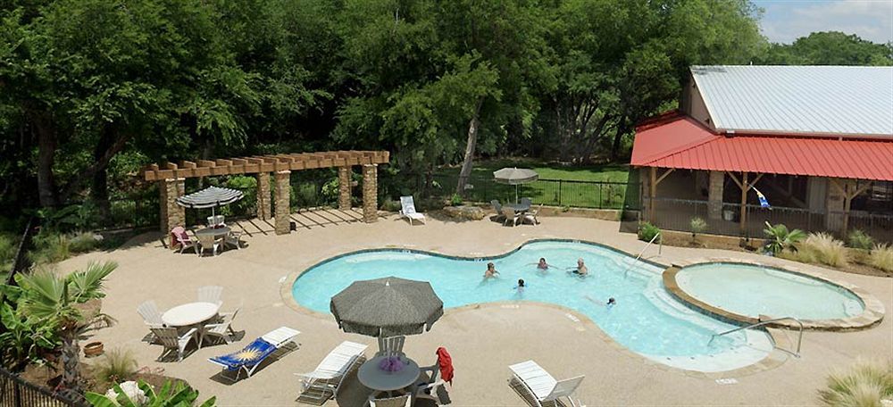 Rustic Creek Ranch Resort At North Jellystone Park Burleson Exteriér fotografie